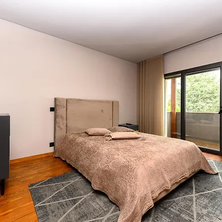 Ab Real-estate *