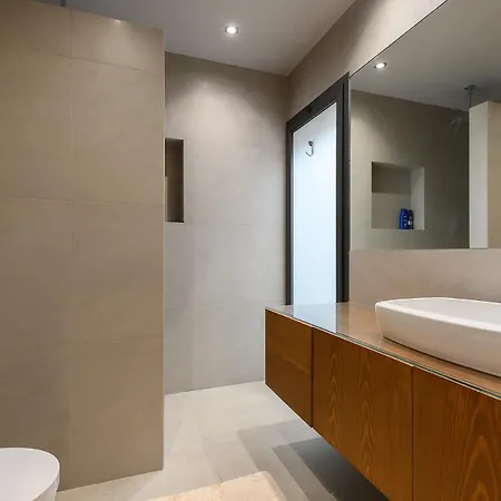 Ab Real-estate