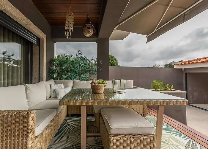 Villa Ab Real-estate *